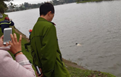 Lại phát hiện thi thể chết bí ẩn dưới hồ Xuân Hương
