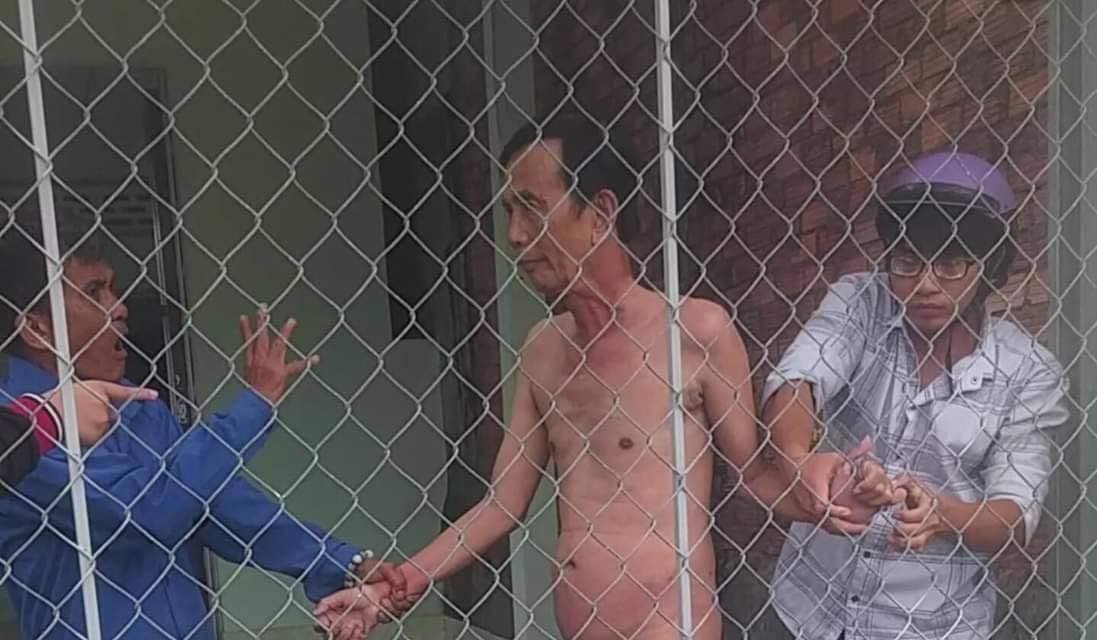 Phê chuẩn khởi tố, bắt tạm giam cụ ông 66 tuổi khỏa thân cùng bé gái trong căn nhà