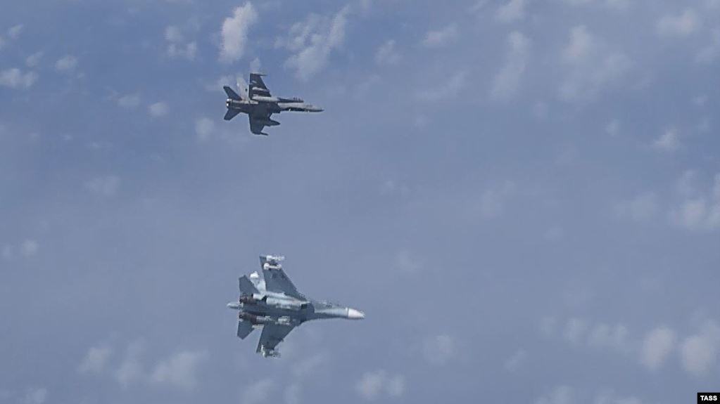 Tìm cách áp sát chuyên cơ Bộ trưởng Quốc phòng Nga, tiêm kích NATO nhận trái đắng