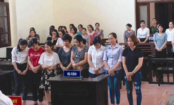 Hàng loạt bác sĩ, điều dưỡng hầu tòa vì trục lợi bảo hiểm y tế