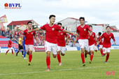 Bóng đá Hà Tĩnh thăng hạng V-league Xứng đáng niềm kiêu hãnh “Đội bóng núi Hồng”