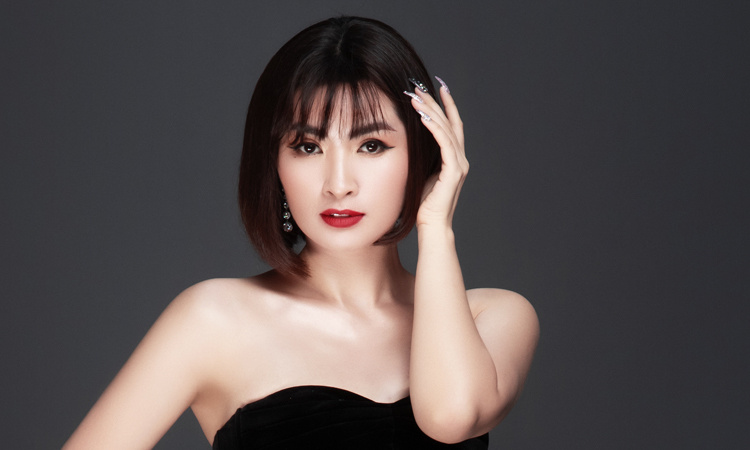 Nguyễn Hồng Nhung chia tay bạn trai