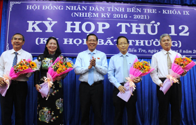 Thủ tướng phê chuẩn 2 Phó Chủ tịch tỉnh Bến Tre