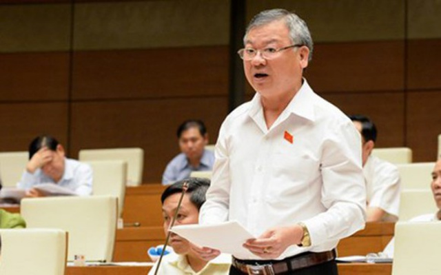Cho thôi làm nhiệm vụ đại biểu Quốc hội khóa XIV đối với ông Hồ Văn Năm
