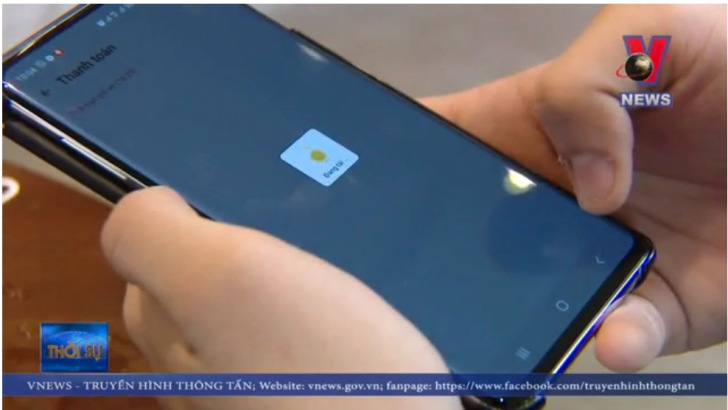 Người hâm mộ gặp khó khi đặt vé bóng đá online qua ứng dụng