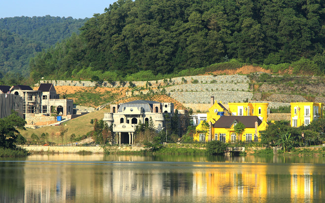 Điểm danh hàng loạt lãnh đạo “tiếp tay” vi phạm đất rừng Sóc Sơn