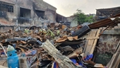 Vụ cháy công ty Rạng Đông Thu gom hơn 1 000 tấn chất thải khỏi hiện trường