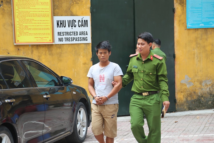 Mua thuốc kích dục trên mạng, nam thanh niên bị cán bộ Công an dởm lừa đảo