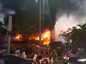 Cháy dữ dội tại siêu thị điện máy ở Hải Phòng