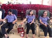 Đoàn viên Công đoàn VKSND Đắk Nông hiến máu nhân đạo