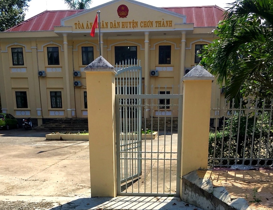 CLIP một thẩm phán TAND bị tố đánh bạc