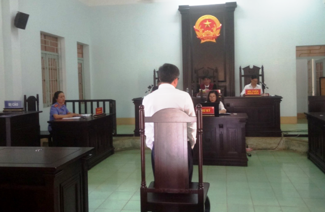 Kiểm sát viên qua phiên tòa rút kinh nghiệm