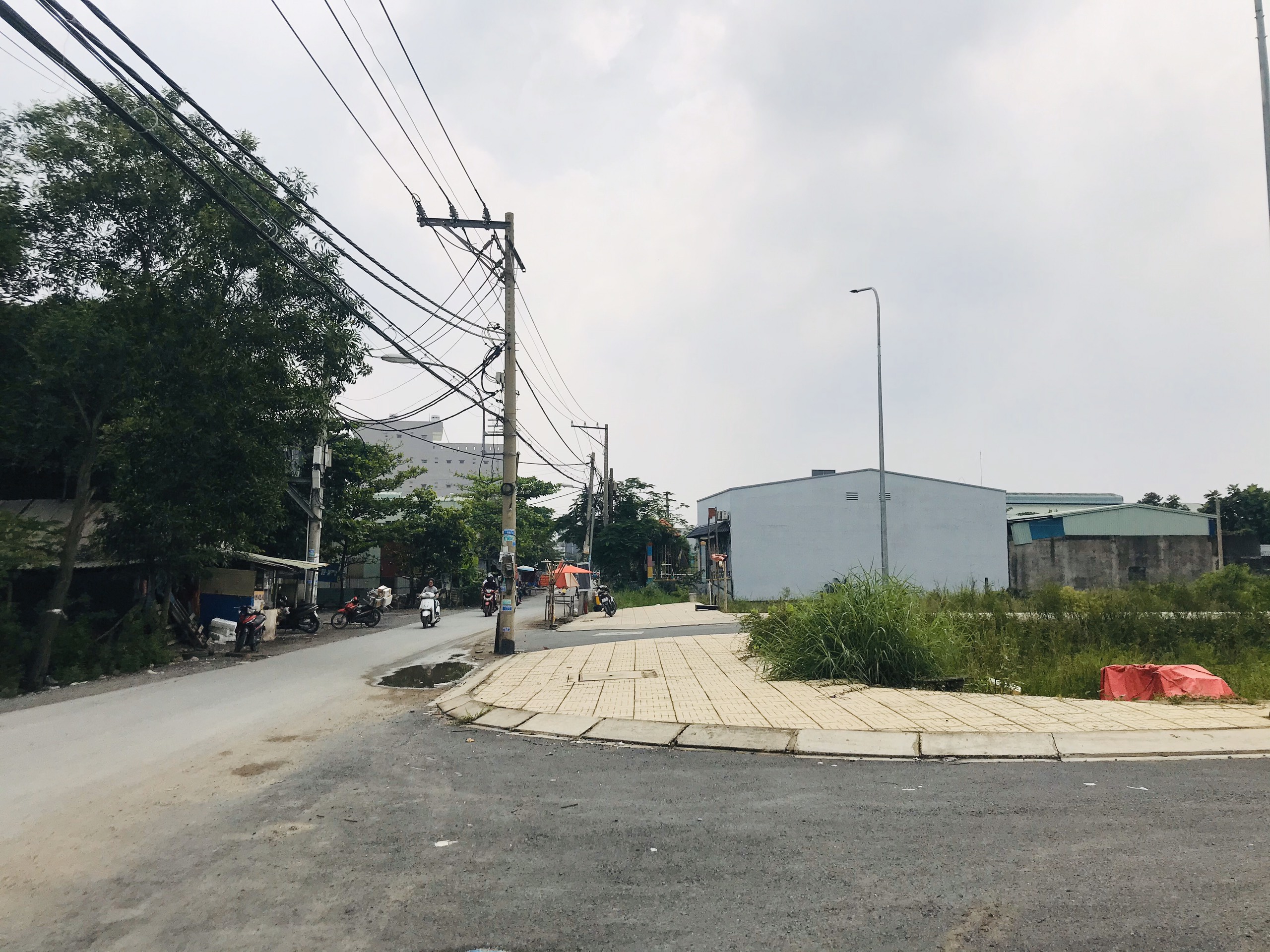 Sức bật cho Bất động sản Khu Tây