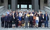 Đoàn Nhà báo nước CHDCND Lào thăm và làm việc với Báo Bảo vệ pháp luật