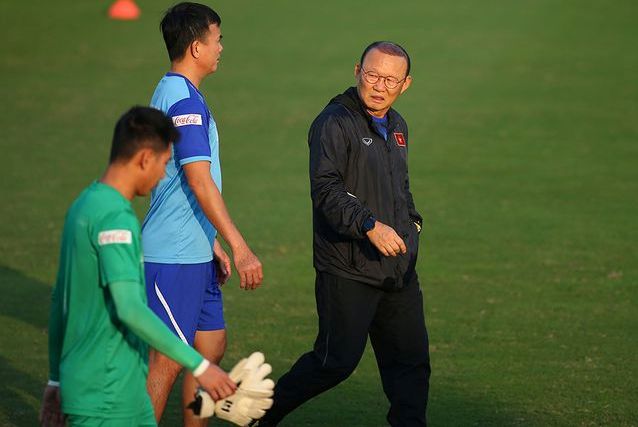 Lộ điều khoản bất ngờ trong bản hợp đồng 3 năm của HLV Park Hang Seo