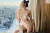 Á hậu Tường San mặc bikini cắt xẻ tứ bề đẹp hút mắt trước chung kết Hoa hậu Quốc tế 2019
