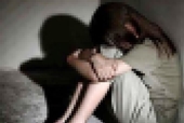 Bé gái 13 tuổi tố bị cha ruột cưỡng hiếp nhiều lần