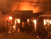Lại cháy chợ ở Bình Phước, hàng chục kiot cùng tài sản bị thiêu rụi