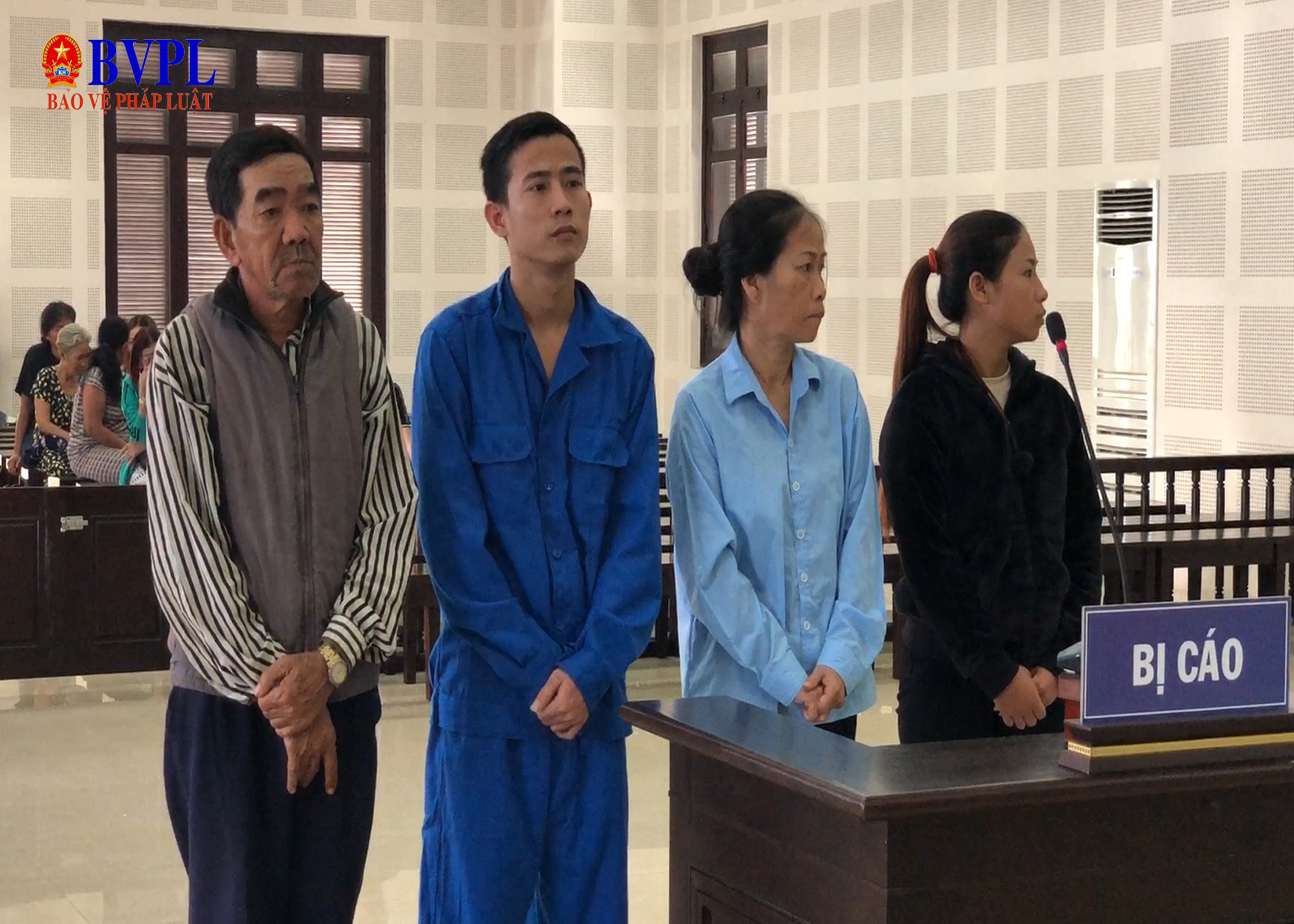 Xét xử băng nhóm móc túi du khách ở chùa Linh Ứng