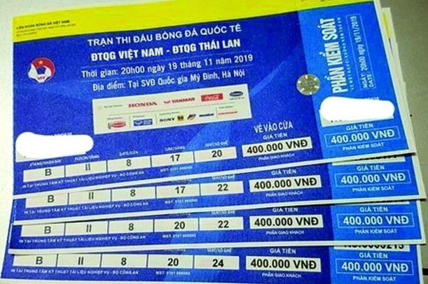 Công an Hà Nội bắt giữ nhóm đối tượng làm vé giả bóng đá số lượng “khủng”