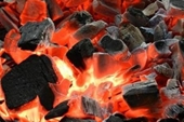 Sản phụ tử vong, chồng và con cấp cứu vì đốt than để sưởi ấm