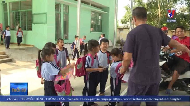 Người cha của gần 90 trẻ mồ côi