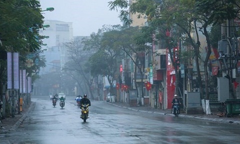 Miền Bắc có nơi dưới 15 độ C, Trung Bộ tiếp tục mưa lớn