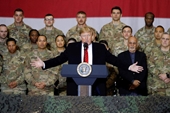 Tổng thống Mỹ bất ngờ đến thăm binh sĩ tại Afghanistan