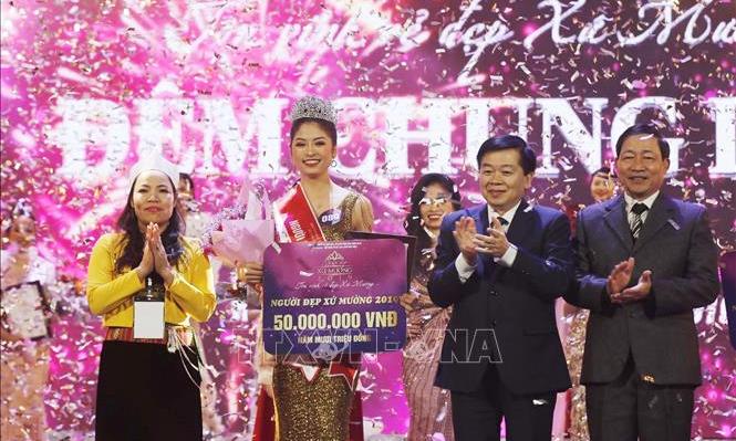 Thí sinh Nguyễn Hàm Hương đăng quang Người đẹp xứ Mường năm 2019