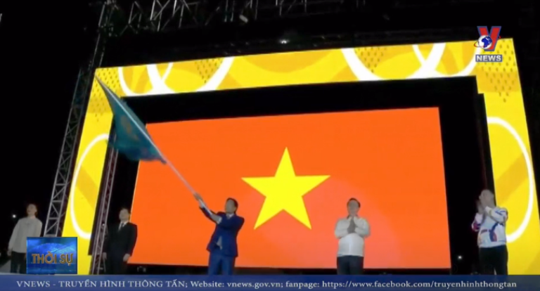 Việt Nam tiếp nhận cờ đăng cai SEA Games 31