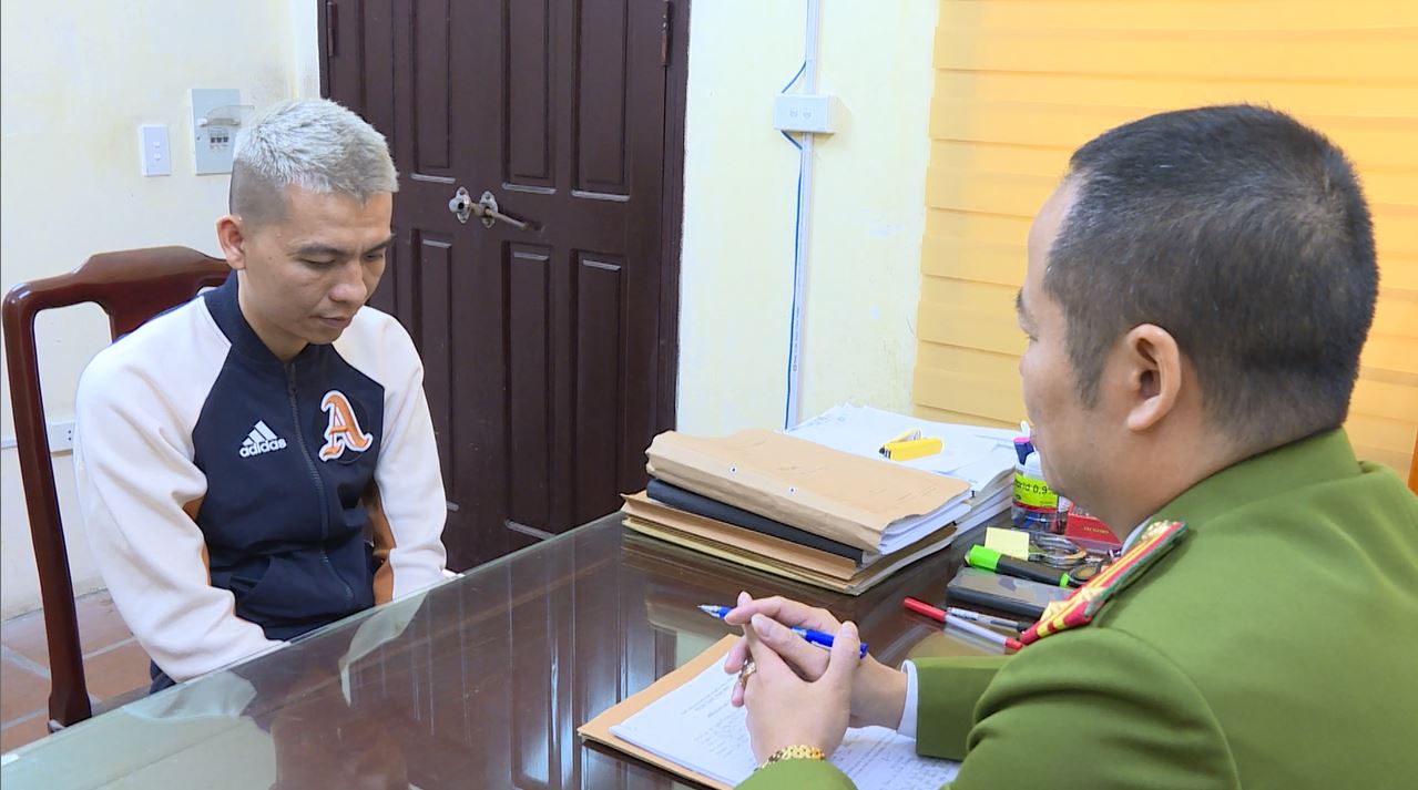 Tạm giữ hình sự 5 đàn em của Duy “thần gió” siết nợ theo kiểu xã hội đen