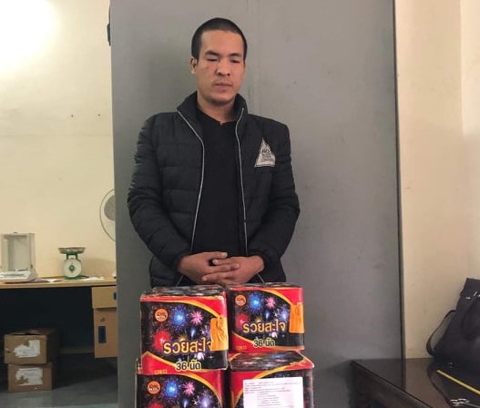 Bắt nóng đối tượng thuê học sinh ship pháo bán kiếm lời