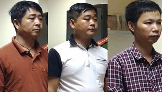 VKSND tối cao truy tố 4 đối tượng làm giả giấy tờ để buôn lậu