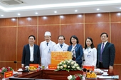 Phó Chủ tịch nước Đặng Thị Ngọc Thịnh thăm, làm việc tại Bệnh viện Trung ương Thái Nguyên