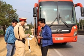 Hà Tĩnh, Quảng Bình tăng cường xử lý xe khách sau Tết