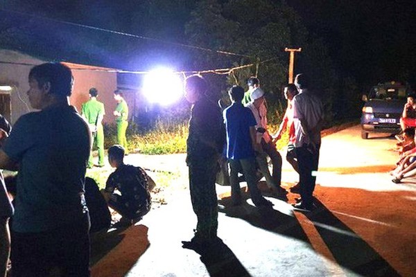 Tự sát bất thành sau khi sát hại vợ rồi đâm bố mẹ vợ