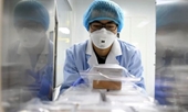 Virus Corona biến đổi và lây chéo trong một gia đình ở Trung Quốc