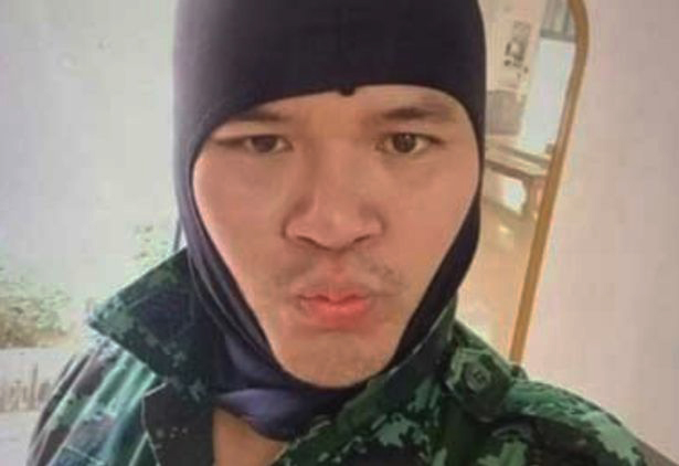 Một quân nhân Thái Lan livestream khi xả súng sát hại 17 người