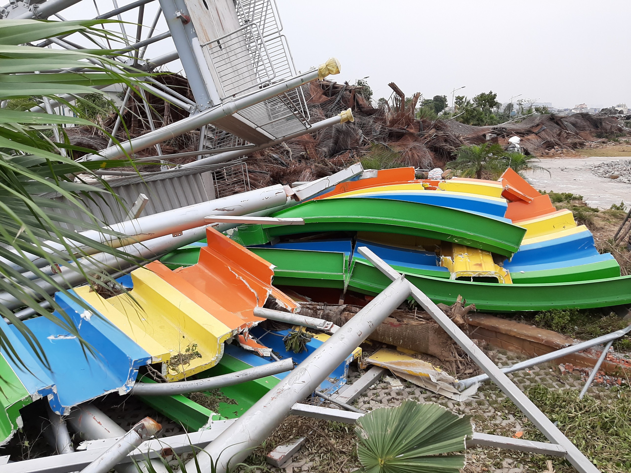 Thanh tra việc cưỡng chế công viên nước Thanh Hà