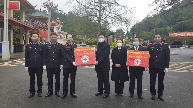 Động viên, chia sẻ với những đồng nghiệp bên kia biên giới phòng chống Covid -19