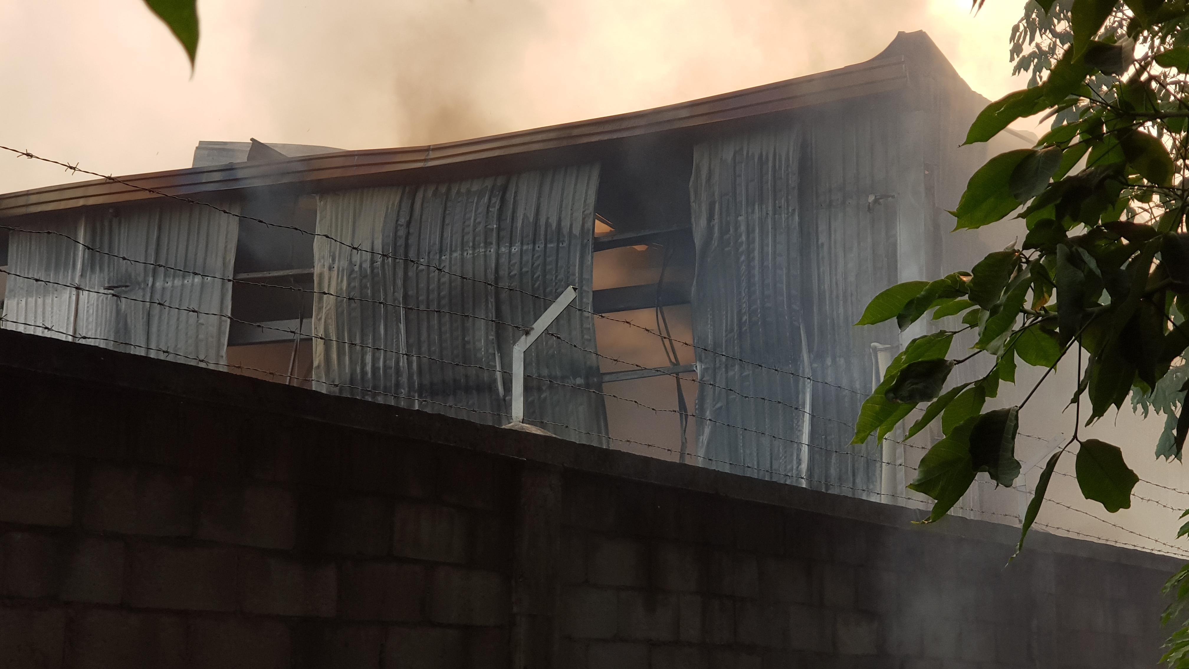 Cháy lớn trong khu công nghiệp tỉnh Bình Phước