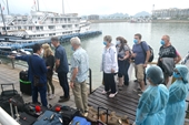 4 du khách nhiễm Covid-19, Quảng Ninh phong tỏa 4 địa điểm và 18 tàu du lịch