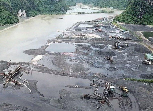 Quảng Ninh Lãnh đạo phường và Trưởng Công an bị kỷ luật vì liên quan đến than lậu