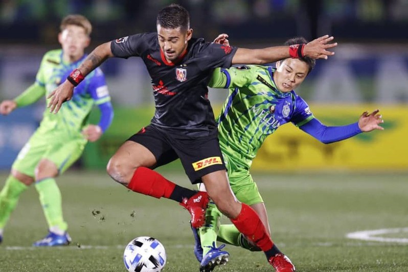 Bất chấp Covid-19, J-League dự kiến trở lại vào tháng 5