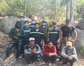 Công an giải cứu nhóm thanh niên bị lạc khi lên núi Chứa Chan hái hoa lan