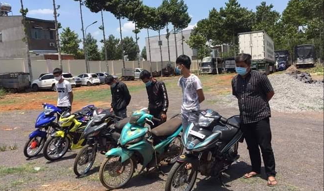 Đồng Nai hàng trăm quái xế rủ nhau đua xe trên quốc lộ 20