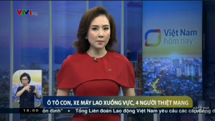 Ô tô con, xe máy lao xuống vực, 4 người thiệt mạng