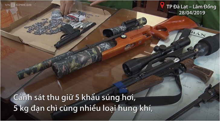 Thu giữ nhiều súng hơi và đạn chì
