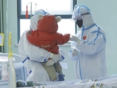 Chuyên gia y tế Anh cảnh báo căn bệnh hiếm gặp ở trẻ em có thể liên quan đến coronavirus