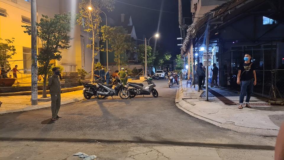 Nghi án ẩu đả kèm nhiều tiếng nổ như súng, 2 người bị thương